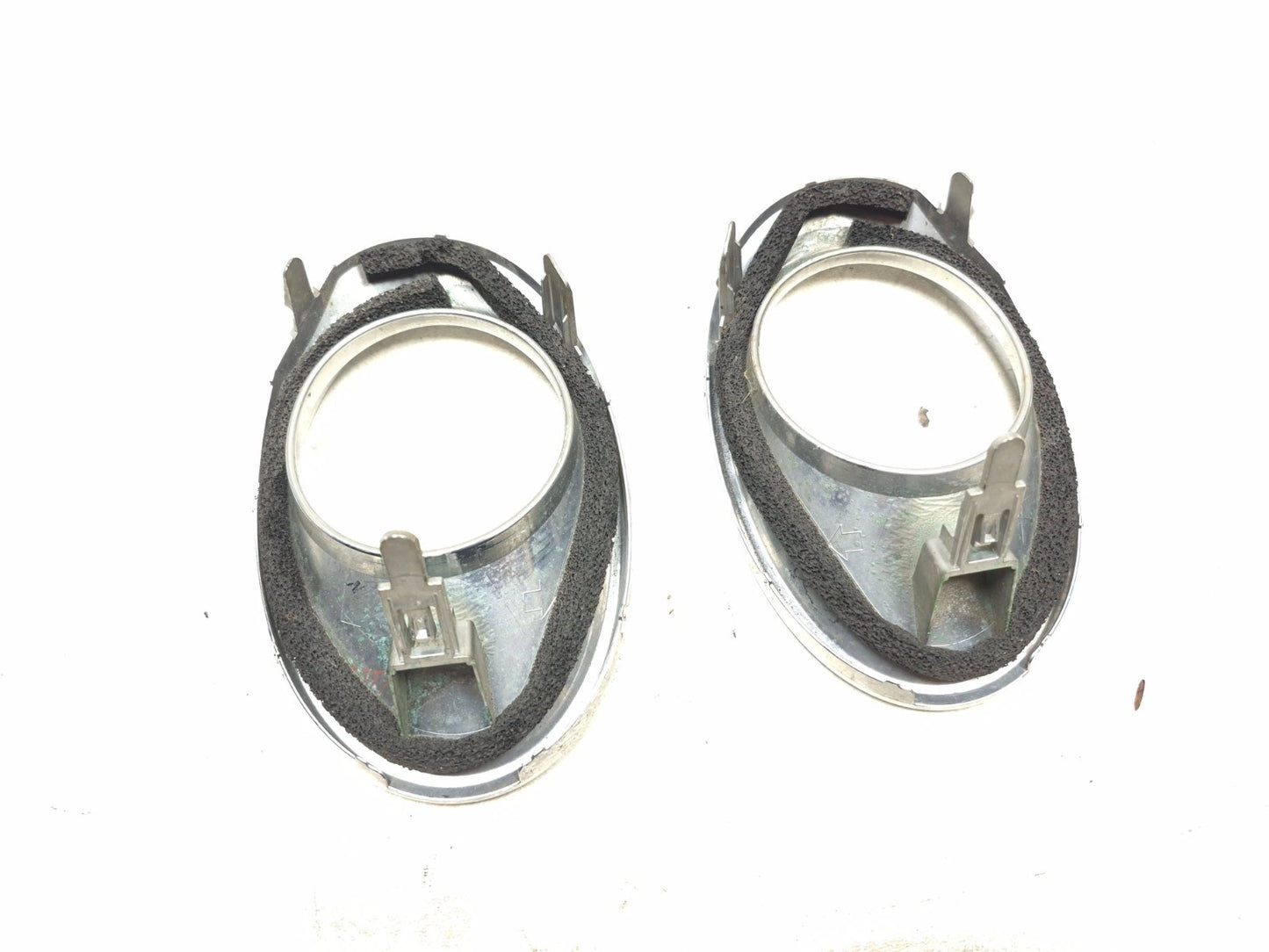 2010 Lexus Hs250h Fog Lamp Bezel Trim Left & Right Pair OEM