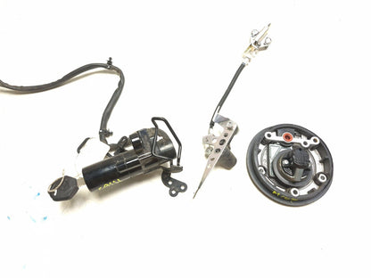 2024 Yamaha R3 Yzfr3 Ignition Lock Switch & Fuel Cap Lock Set OEM