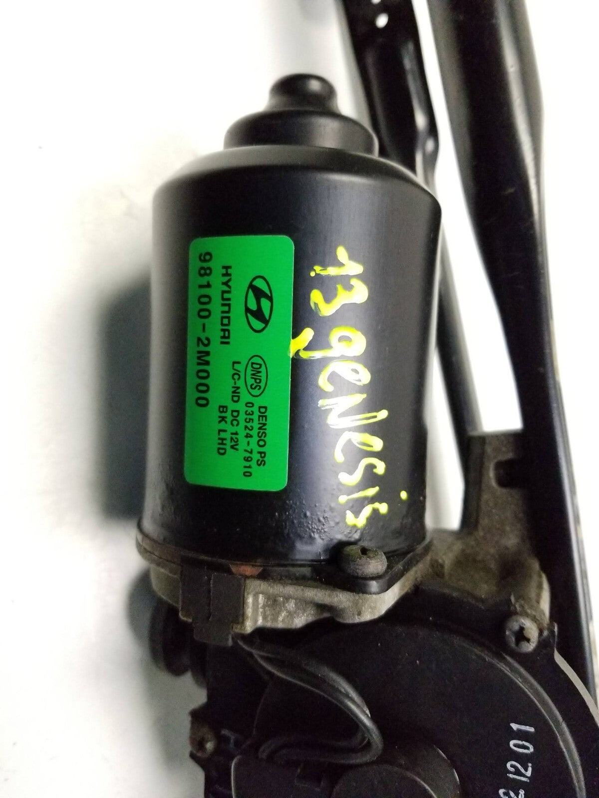 2013 Hyundai Genesis Coupe Windshield Wiper Motor & Linkage OEM
