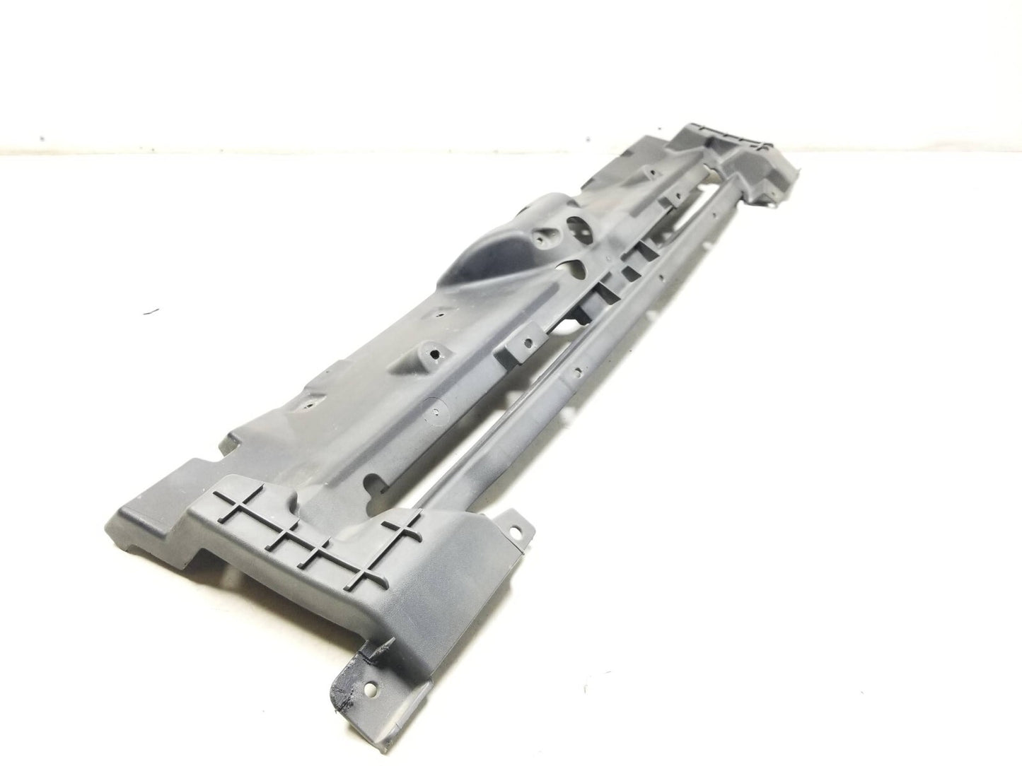 10-13 Ford Transit Connect Front Bumper Support Grille Oem✅