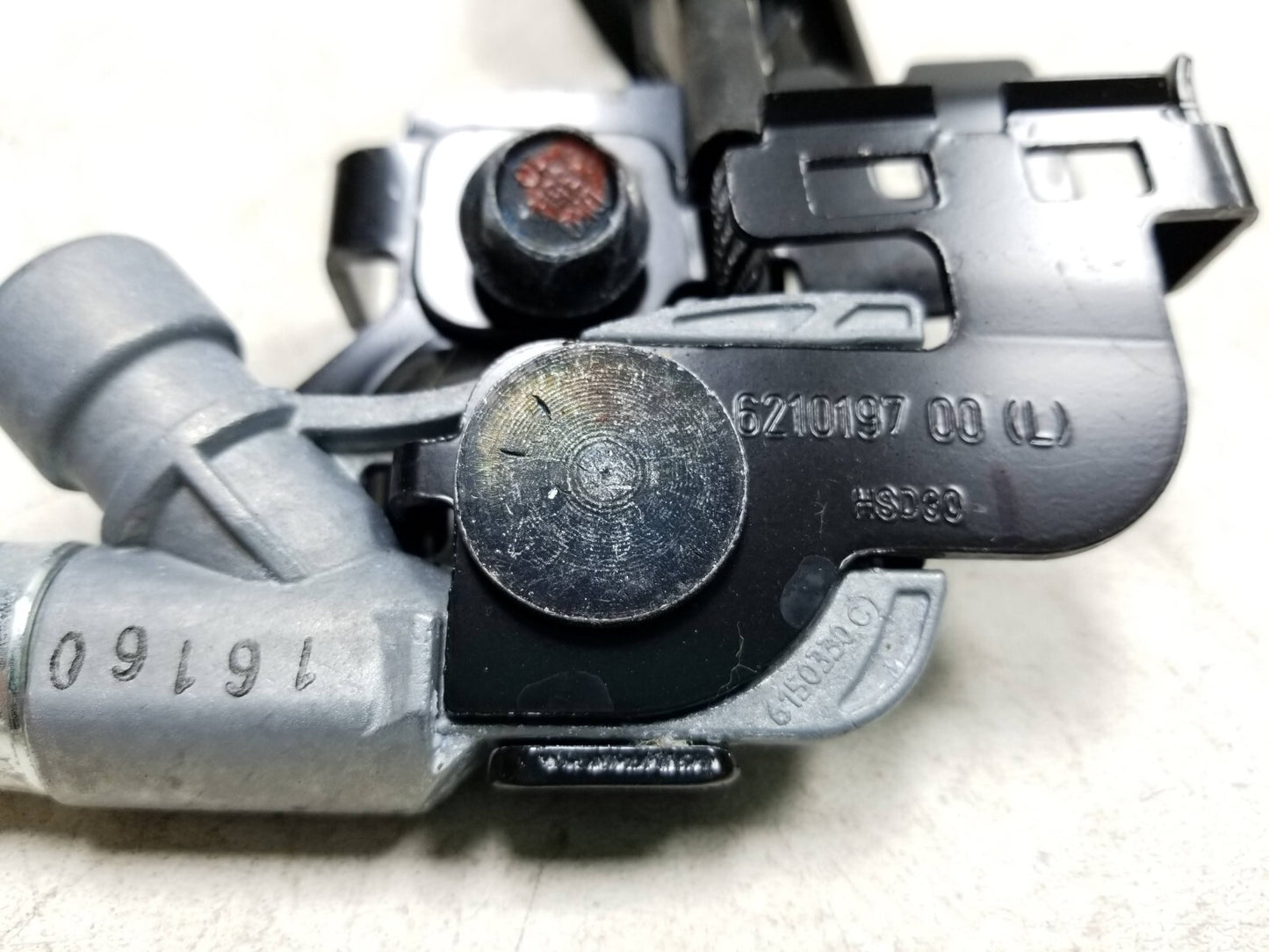 12 - 17 Hyundai Accent Seat Belt Tensioner Front Driver Side Left OEM