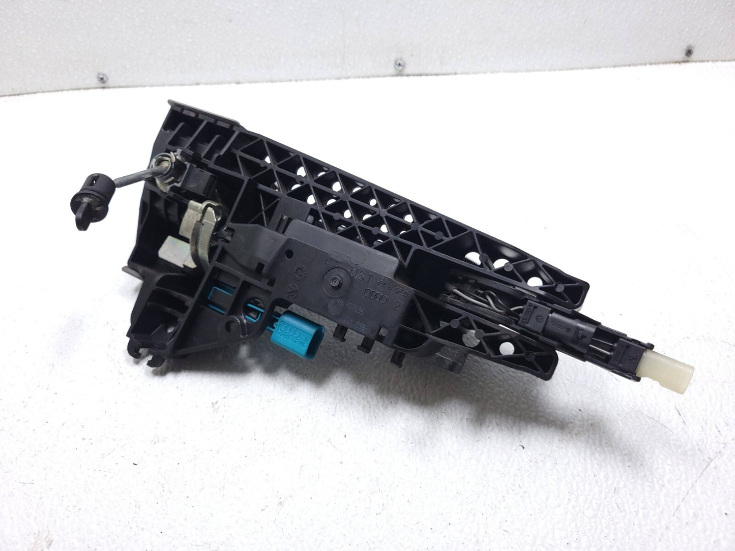 2012 Audi A7 Front Left Driver Exterior Door Handle OEM