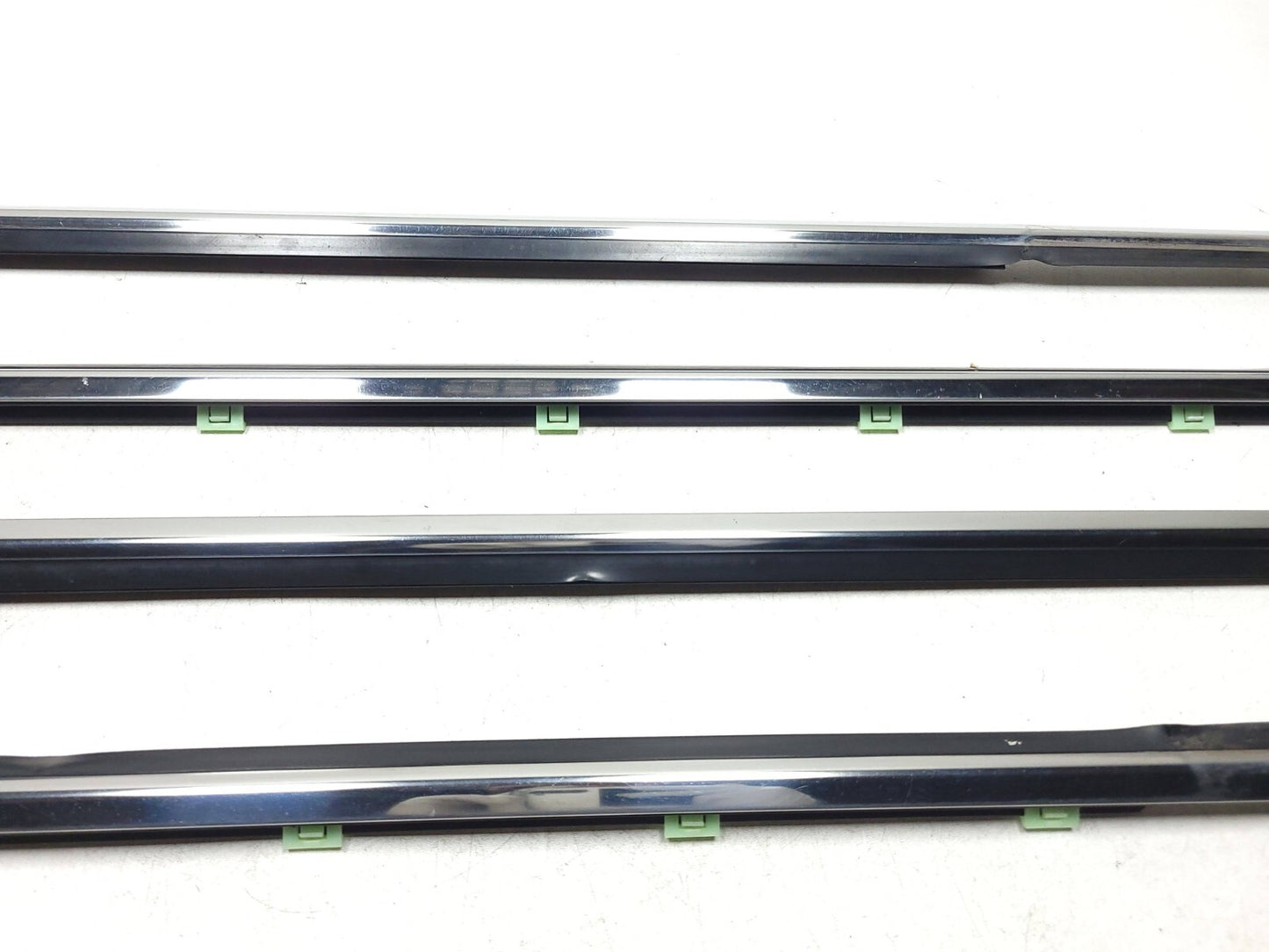 09-12 Hyundai Genesis Door Window Belt Seal Molding 4pcs OEM Sedan