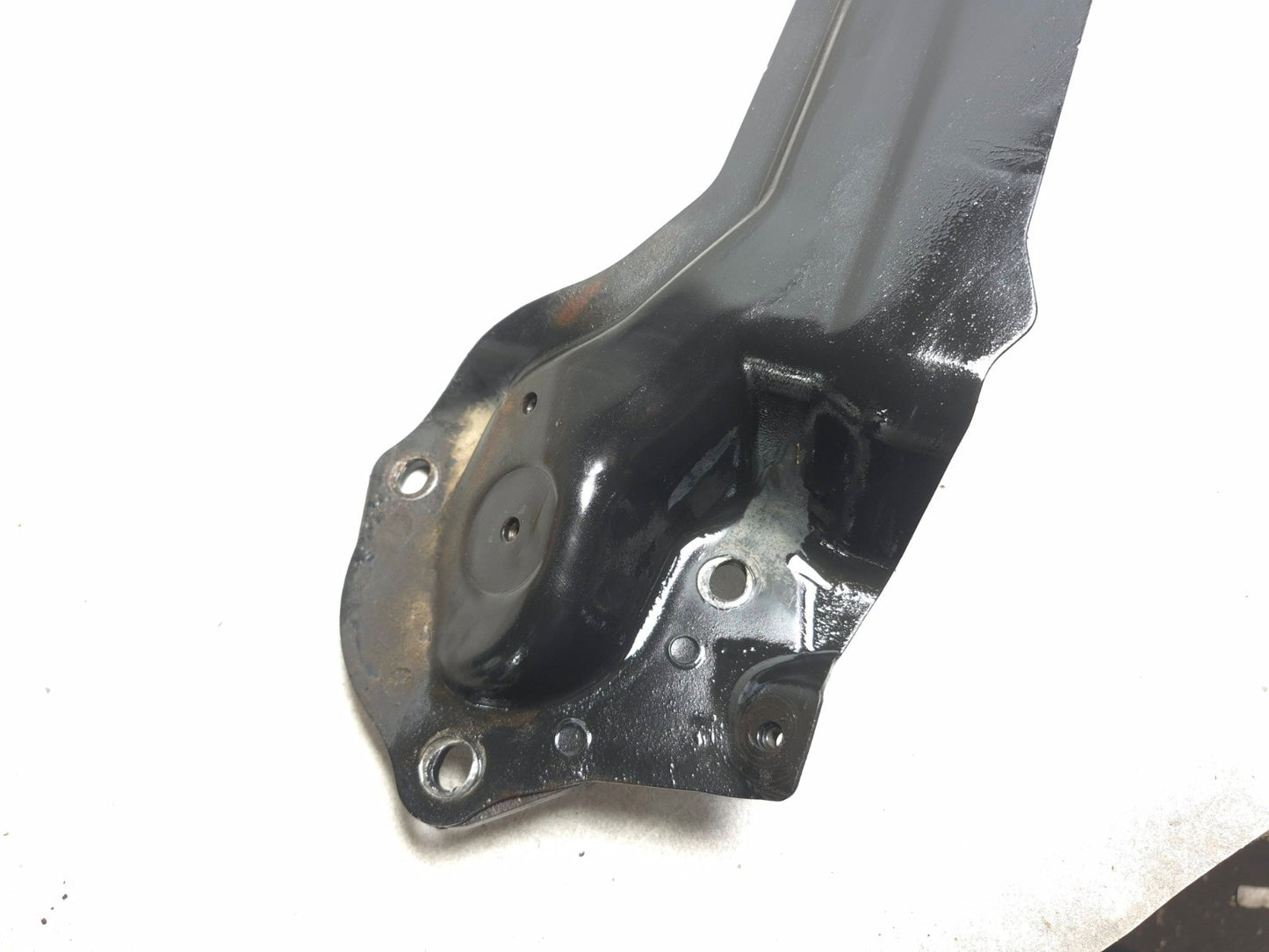 2013 Ford Focus Front Strut Tower Brace Bracket Support Tie Bar OEM