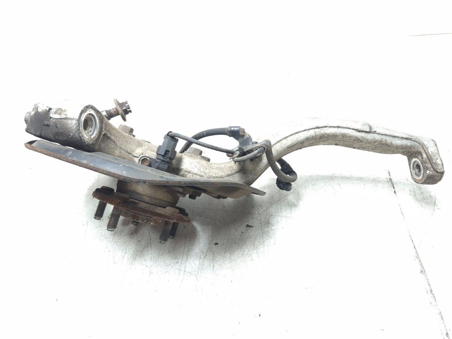 2009 Lexus Is 250 Front Spindle Knuckle W/ Hub Left Driver Side OEM