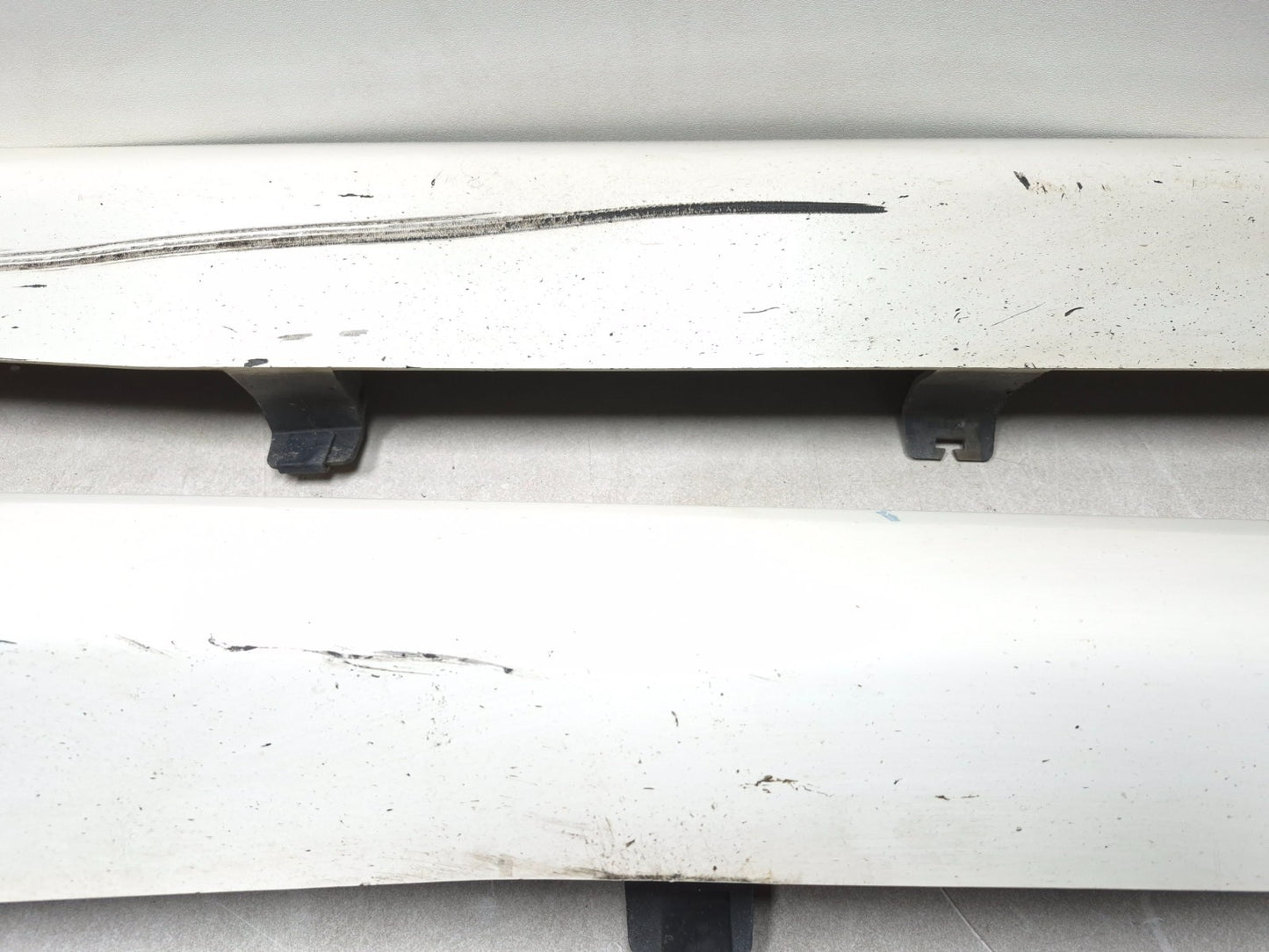 2013 Dodge Grand Caravan Rocker Panel Skirt Molding Pair Oem✅