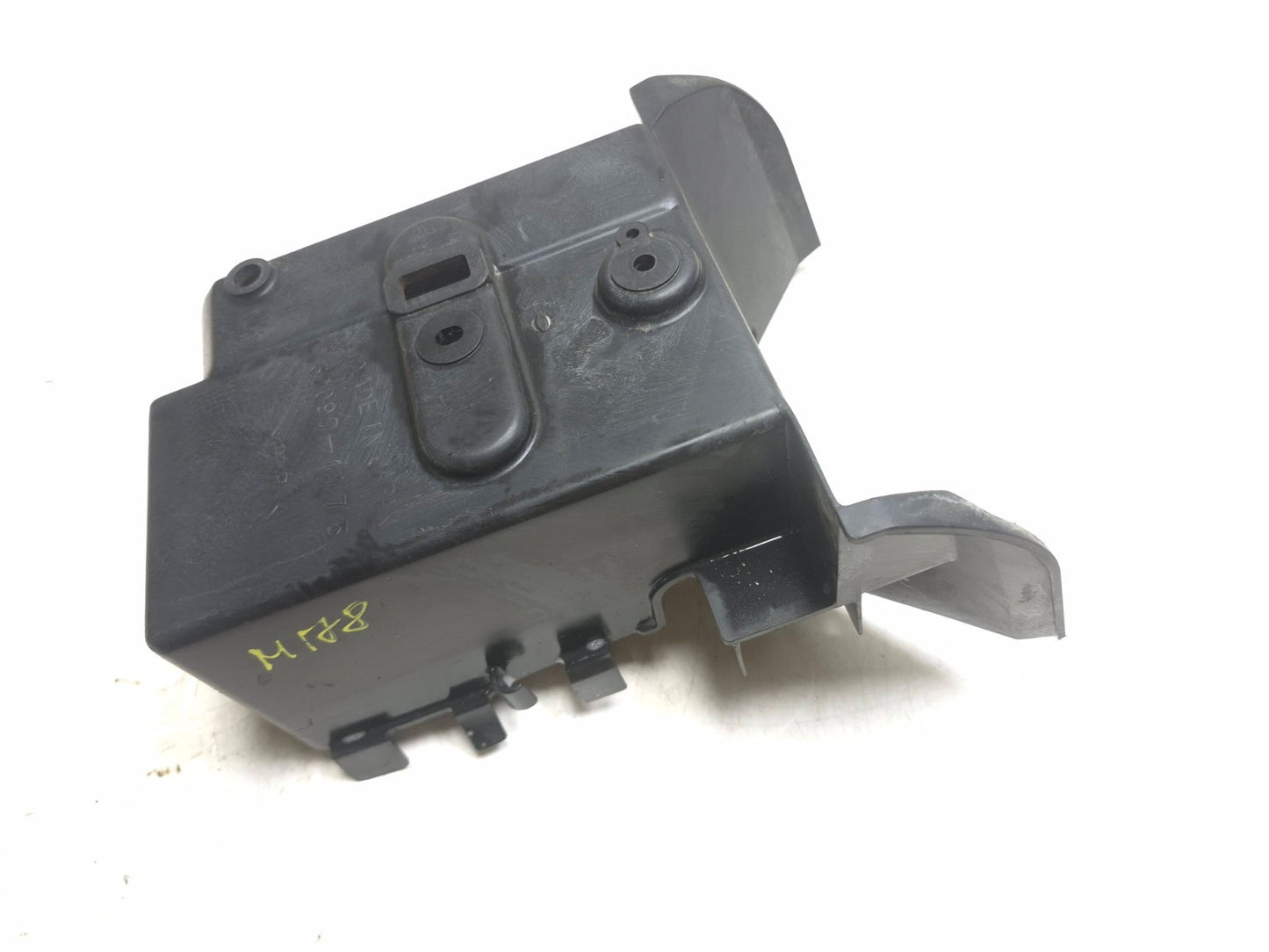 2001 Kawasaki Vulcan 1500 Vn1500 Classic Battery Case OEM