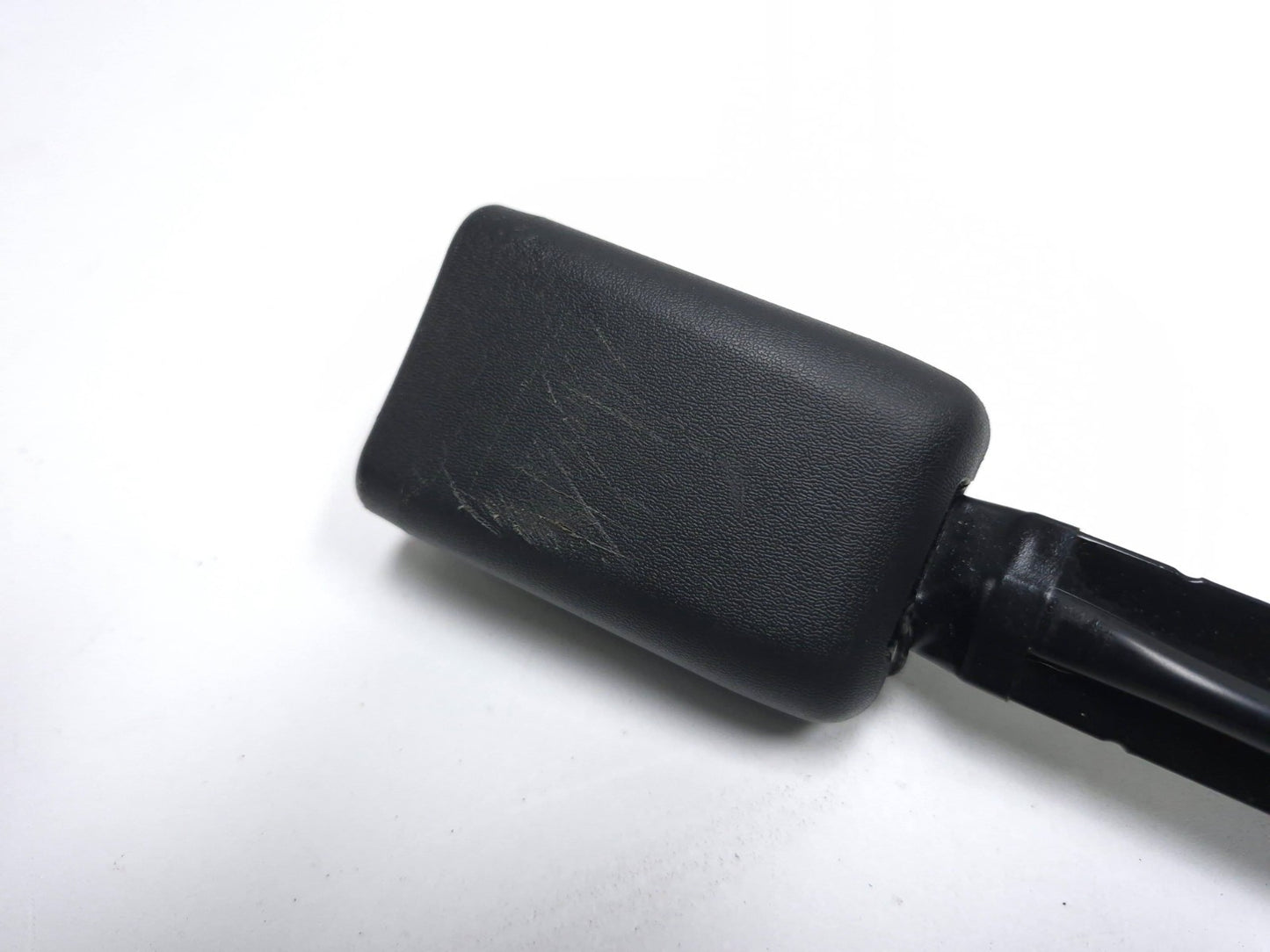 2011 Nissan Juke Front Seat Belt Buckle Passenger Side Right OEM