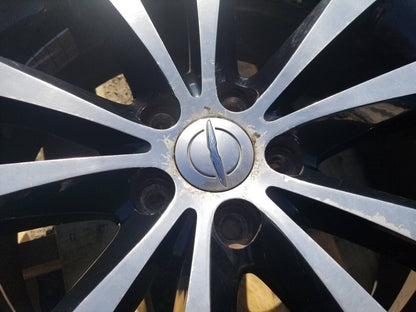 11-14 Chrysler 200 Wheel Rim R18 W/ Tire 225/50r18 8.8/32" 2pcs OEM