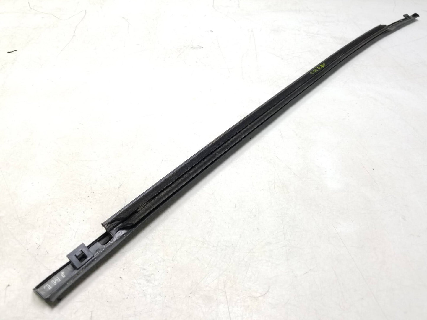 2008 - 2015 Nissan Rogue Rear Door Window Belt Seal Driver Side Left 2pcs OEM