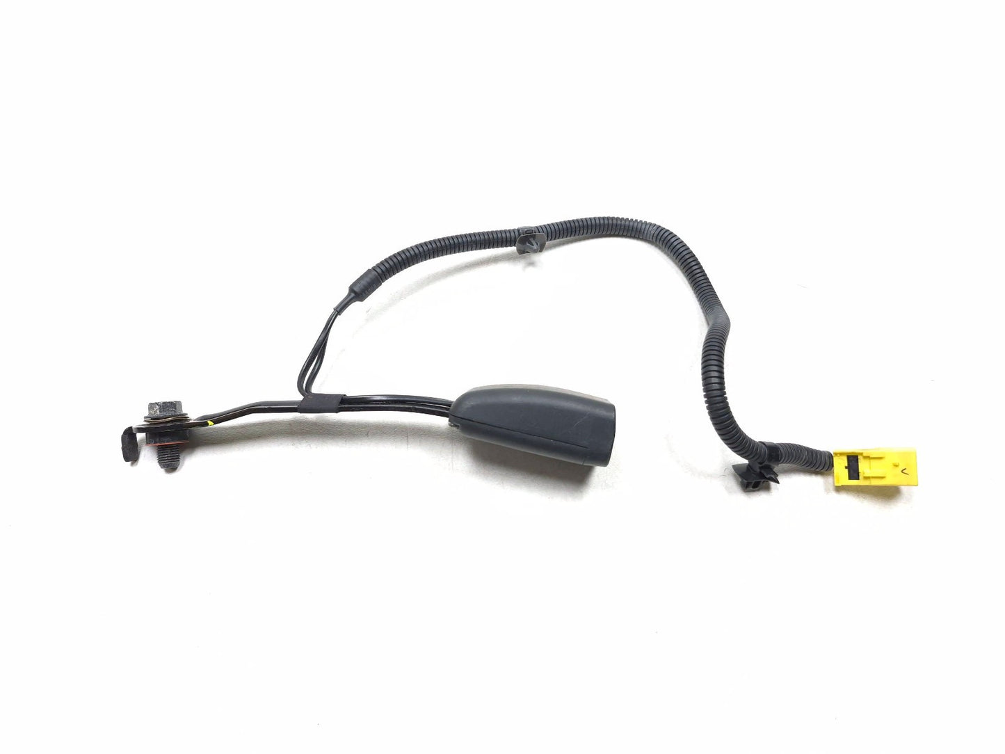 2014 Hyundai Accent Front Left Driver Seat Belt Buckle Latch OEM