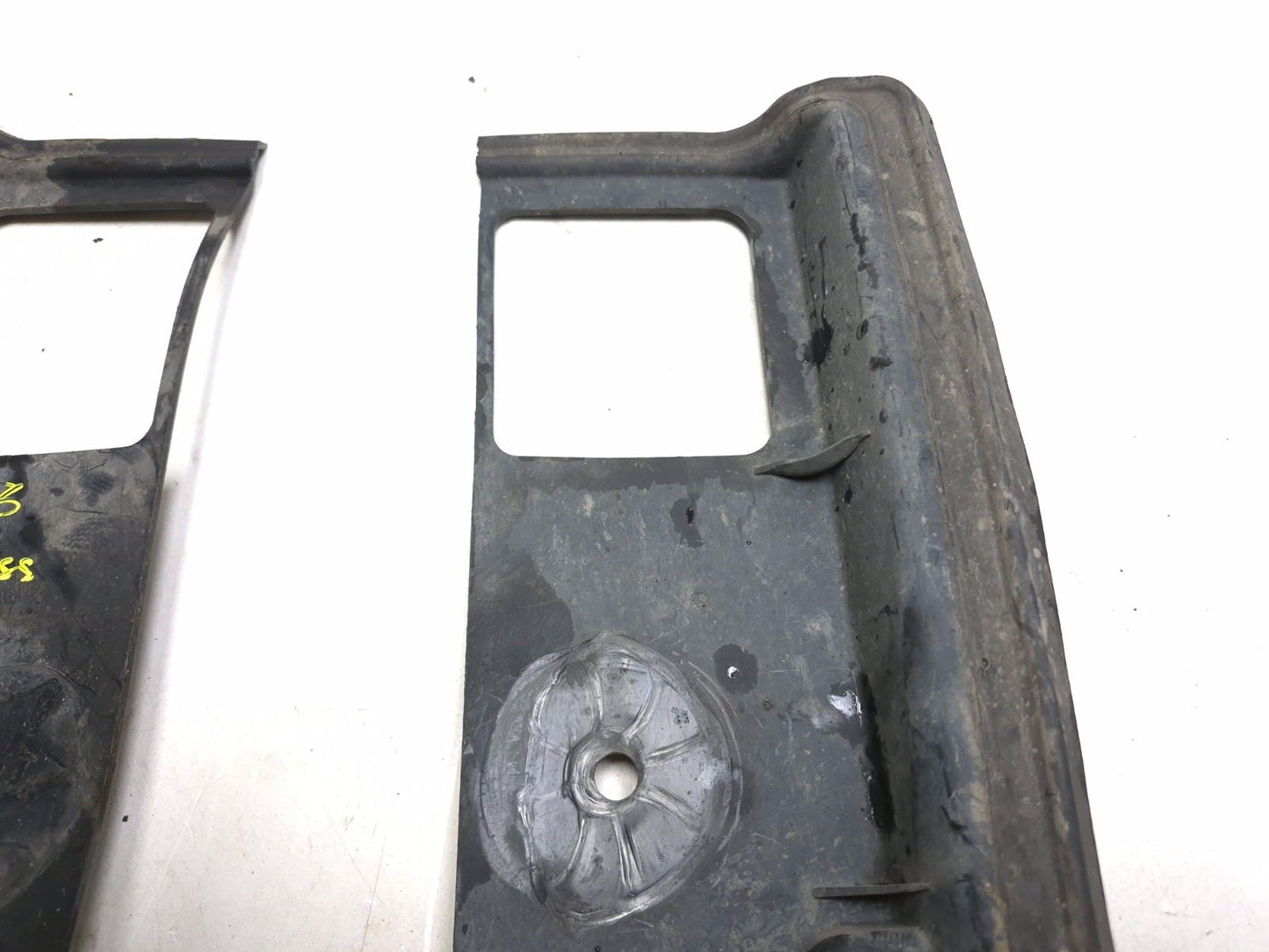 2020 Dodge Challenger Jack Support Body Point Pad Shield Left & Right Pair OEM