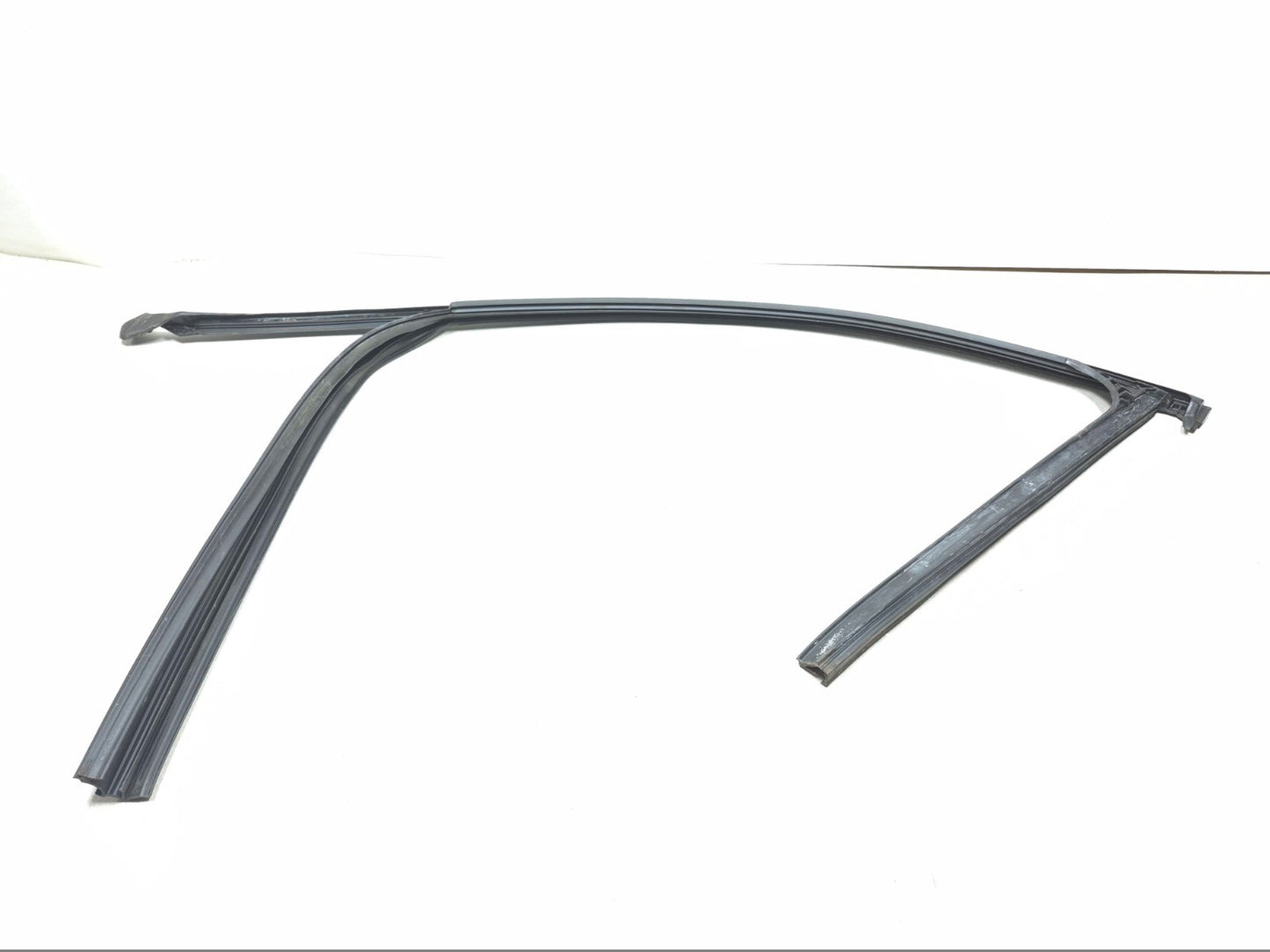 2013 BMW 328i F30 Front Door Weatherstrip Seal Right Passenger Side Set OEM