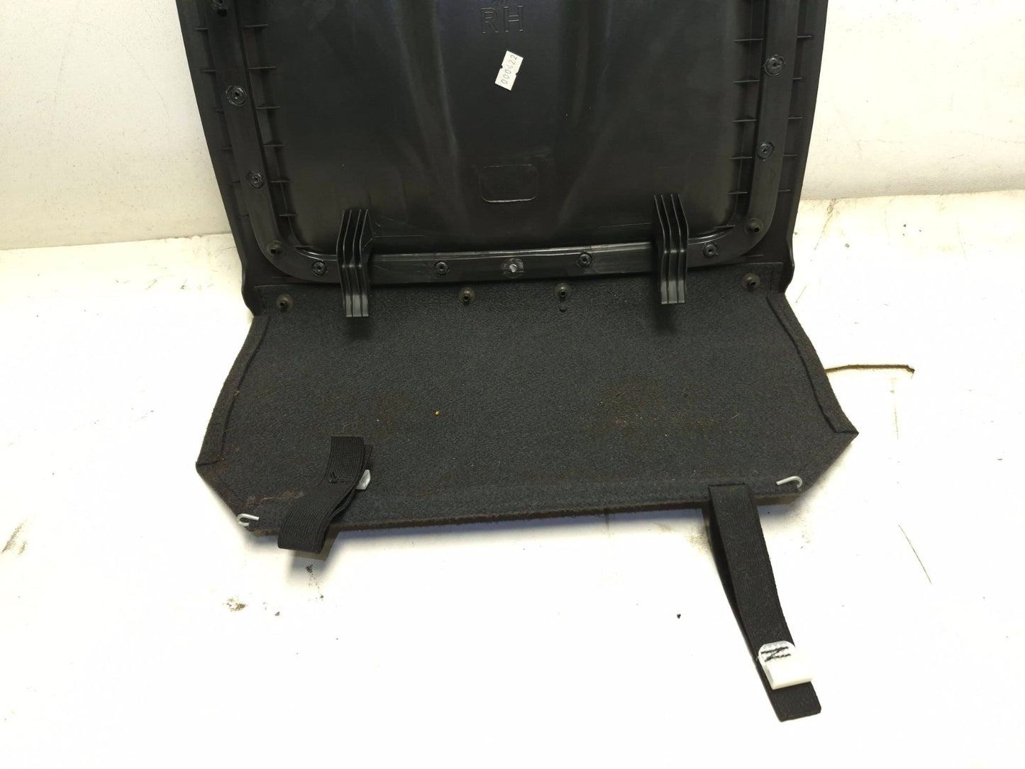 2019 Hyundai Kona Front Seat Back Cover Panel Right Passenger Side OEM