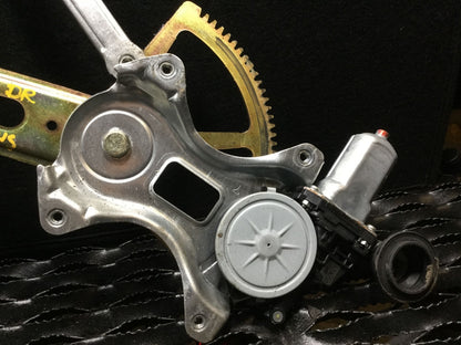 05 06 07 08 09 Toyota Prius Rear Left Driver Side Window Regulator &  Motor OEM