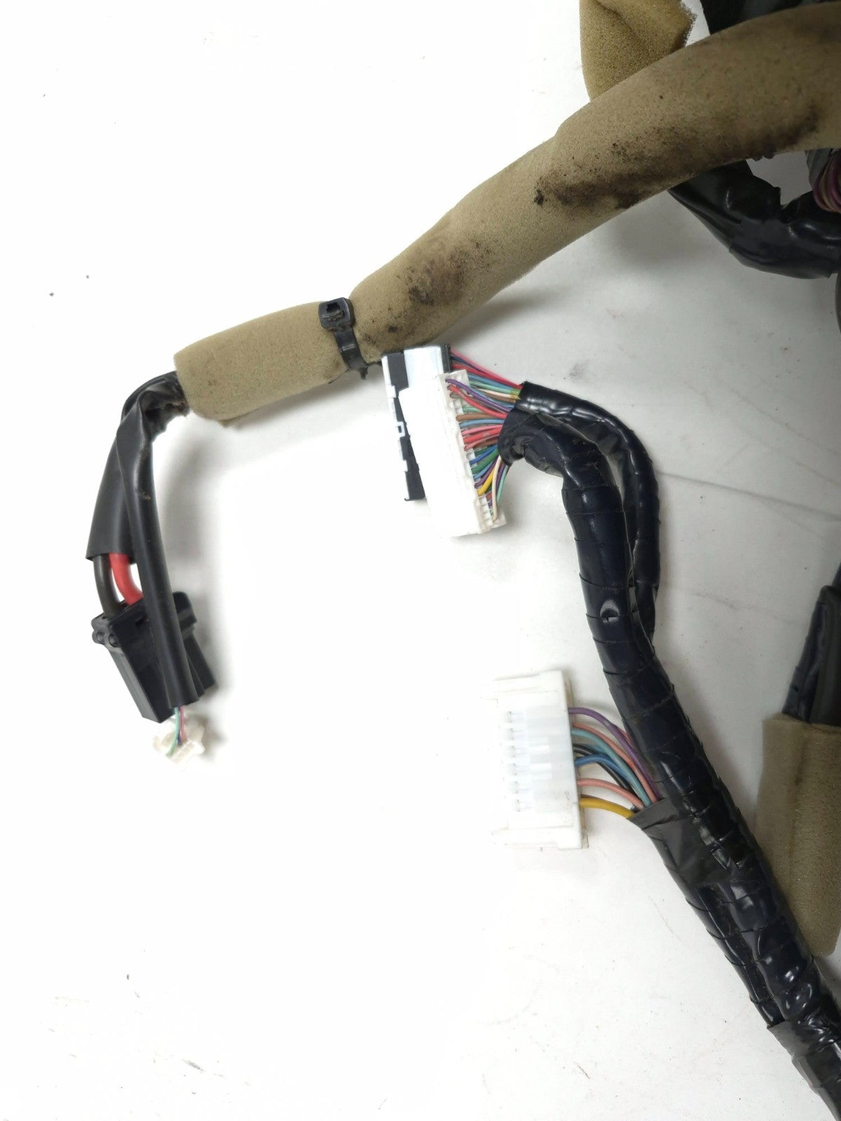 2015 Nissan Juke Dashboard Instrument Panel Wiring Harness OEM