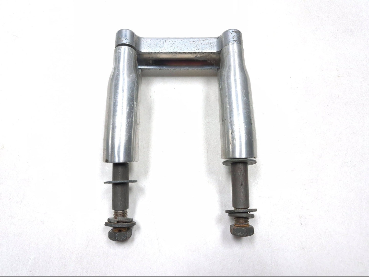 1996 Yamaha Virago Xv750 Left & Right Handlebar Risers Front Pair OEM