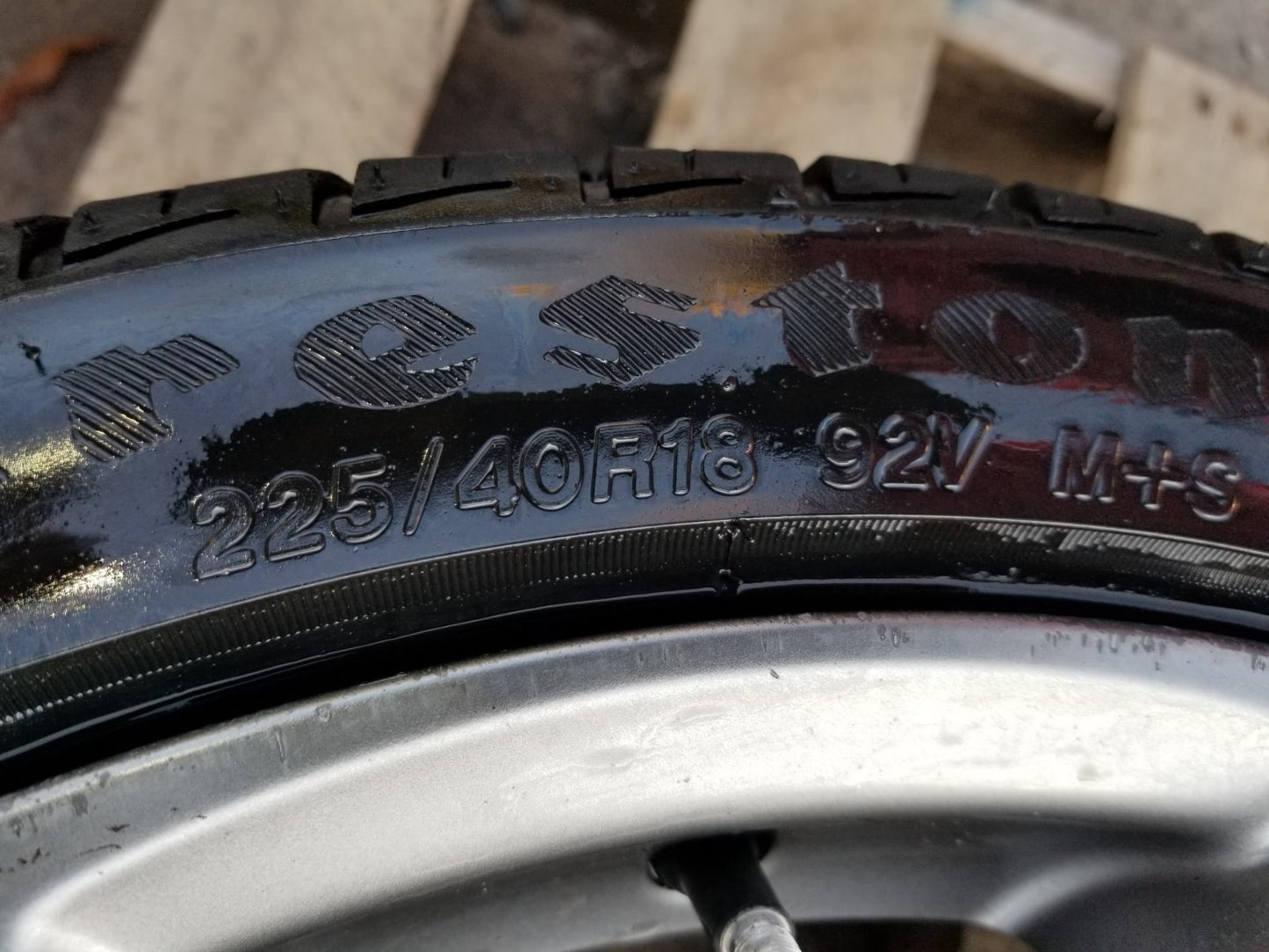 2011 Scion Tc Wheel Rim W/ Tire Firestone 225/40r18 OEM