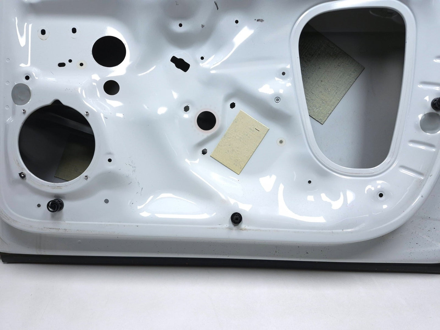 2015 Volkswagen Golf  Tsi Door Shell Front Passenger Side Right OEM