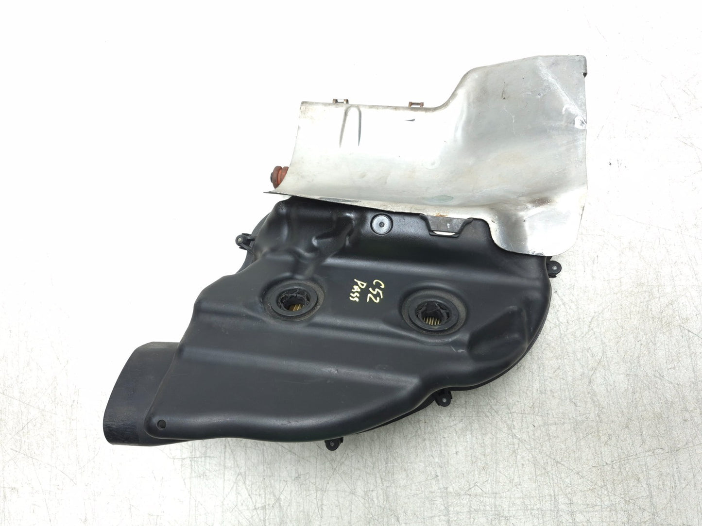 2008 BMW X6 E71 Air Cleaner Intake Filter Housing Box Passenger Side Right OEM