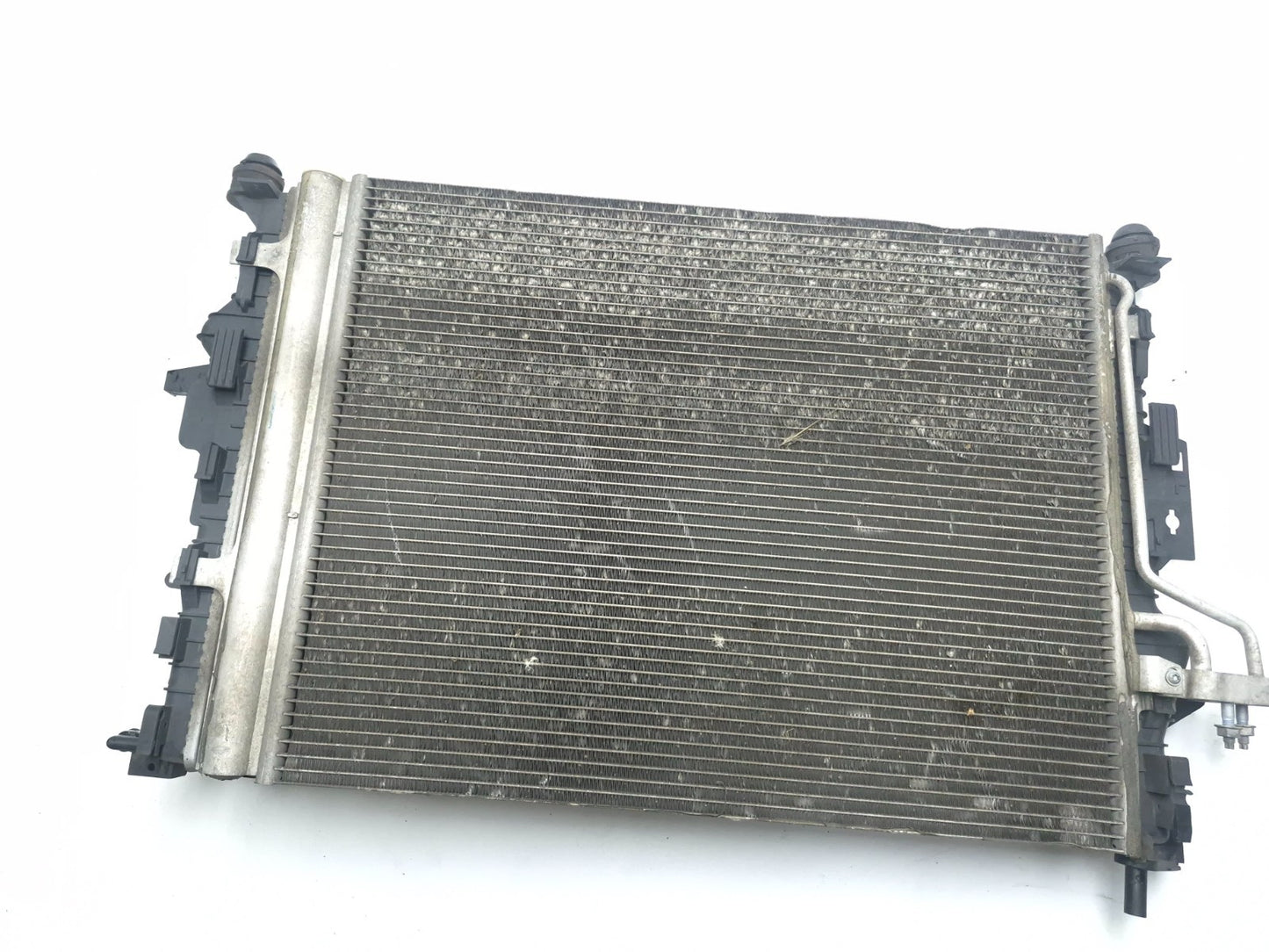 2016 Ford Transit Connect Coolant Radiator Condenser & Fan Shroud 2.5l OEM