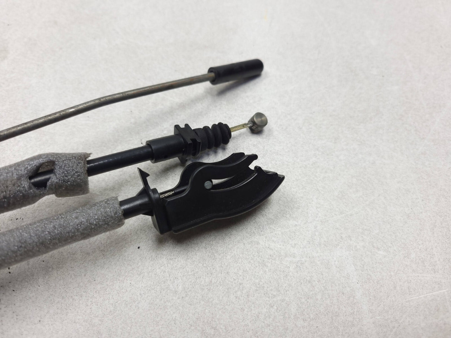 2007 Range Rover Front Door Lock Latch Actuator Right Passenger Side OEM