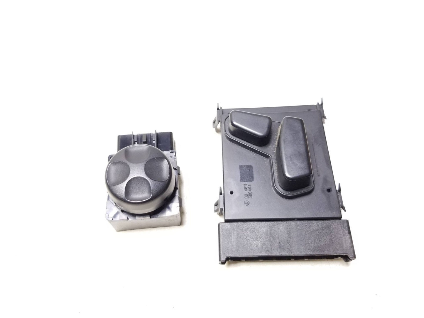 2012 Jeep Grand Cherokee Seat Adjust Control Switch Driver Side Left OEM