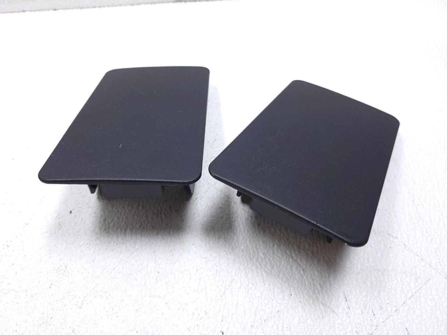 12 13 14 15 16 17 Audi A7 Connector Housing Cover Cap Pair OEM