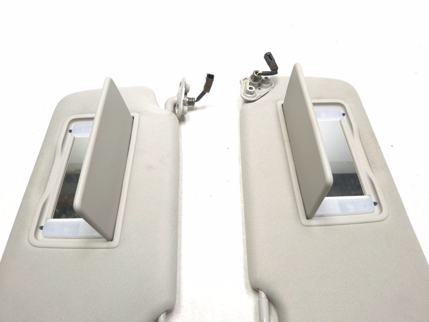 2010 Subaru Outback Legacy Sun Visor Left & Right OEM