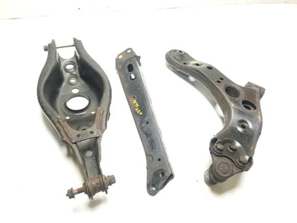 11-17 Lexus CT200h Rear Control Arm Driver Side 3pcs Oem✅