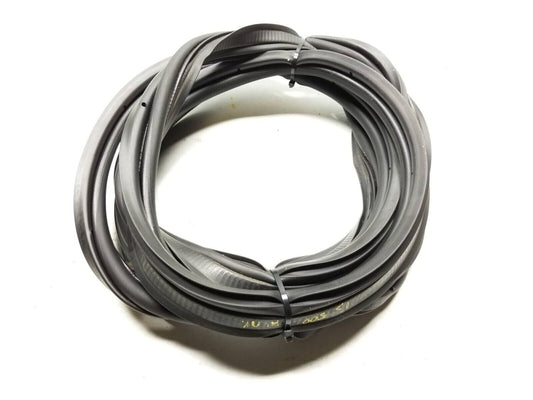 14-17 Fiat 500l Trunk Tailgate Weatherstrip Seal  OEM