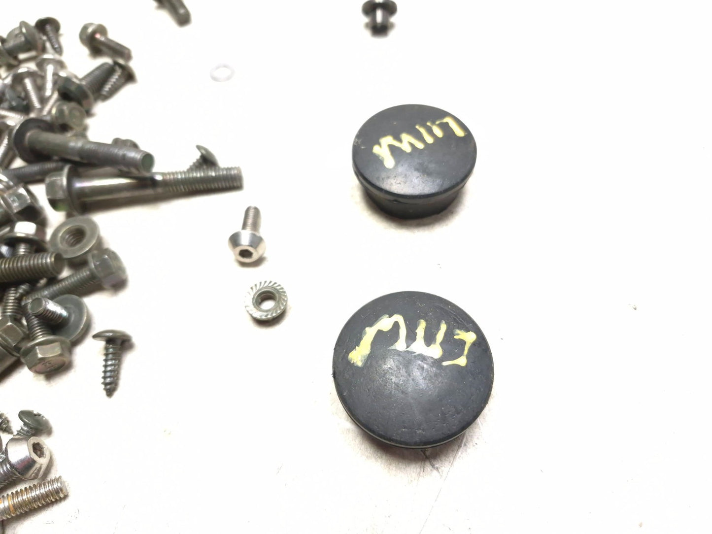 2025 Dongfang Df200stg Misc Bolt & Reflector Pair OEM