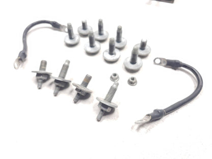 2007 Range Rover Tailgate Liftgate Trunk Hinge Lower & Upper Set OEM
