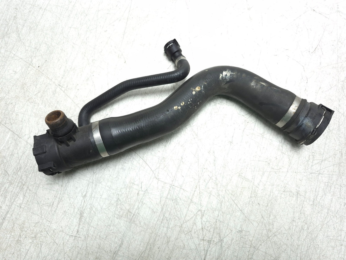 2013 BMW 328i F30 Radiator Coolant Hose Pipe 2pcs OEM