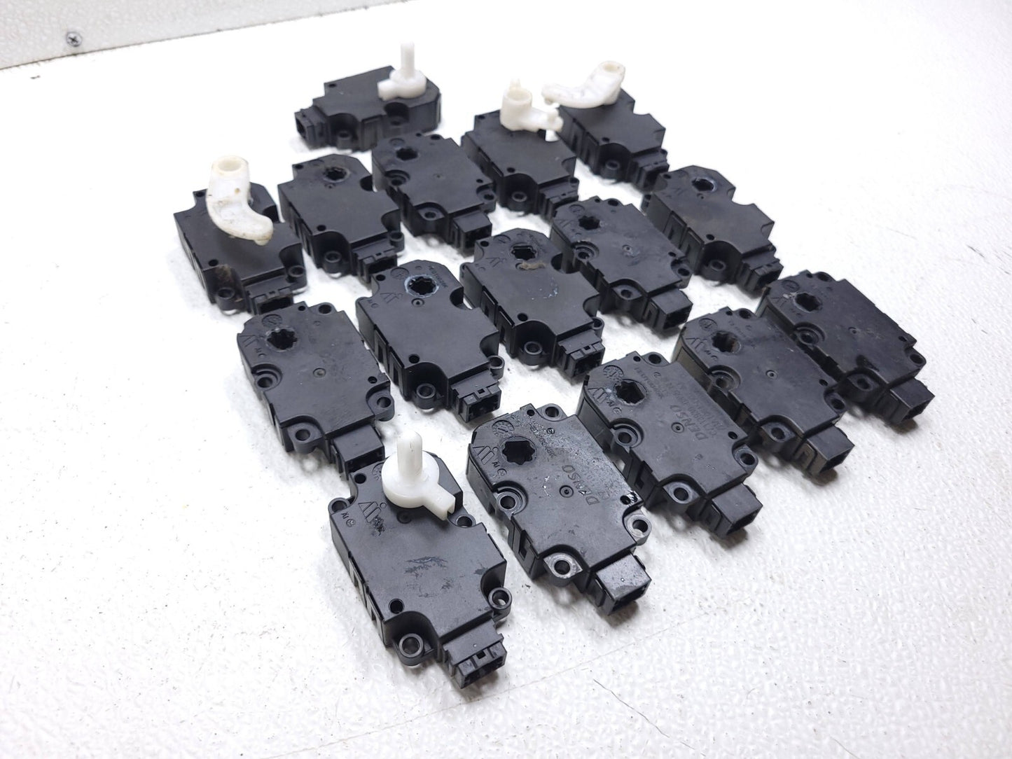 2012 Audi A7 Quattro HVAC AC Heater Flap Servo Blend Door Actuator Motor OEM