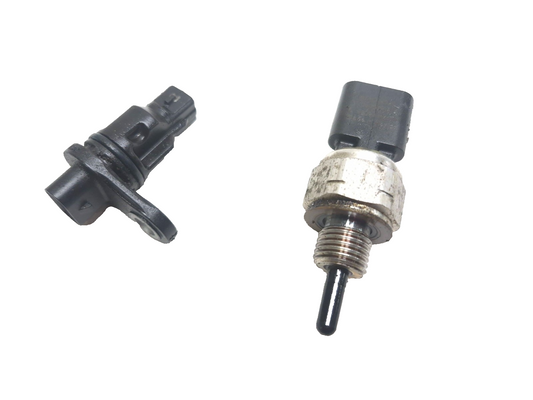 2021 Alfa Romeo Giulia Oil Pressure Sensor & Camshaft Position Sensor Pair OEM
