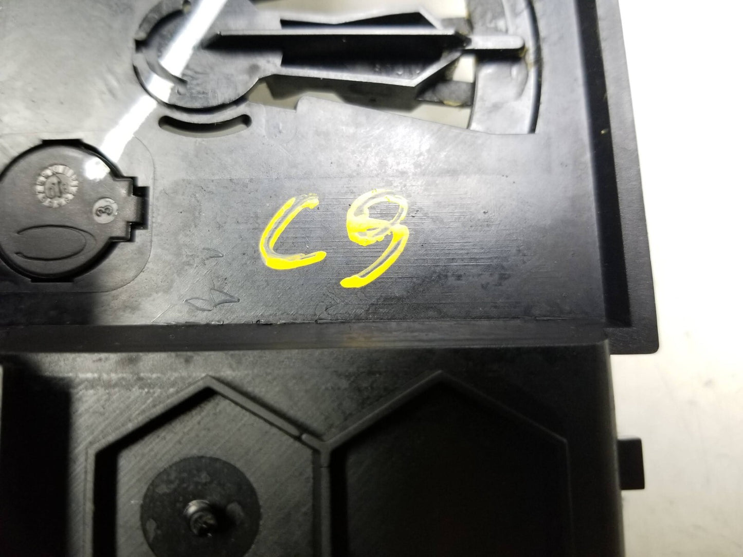 2009 - 2017 Audi Q5 Front Console Ashtray 8k0857951 OEM ✅