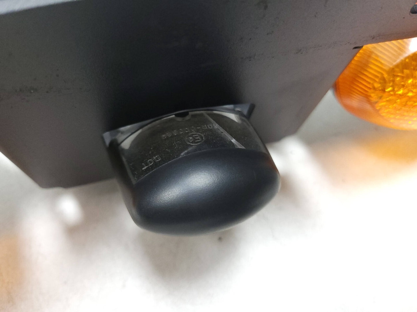 15 - 18 Yamaha Yzf-r3 Rear License Plate Holder & Light W/ Turn Signal OEM