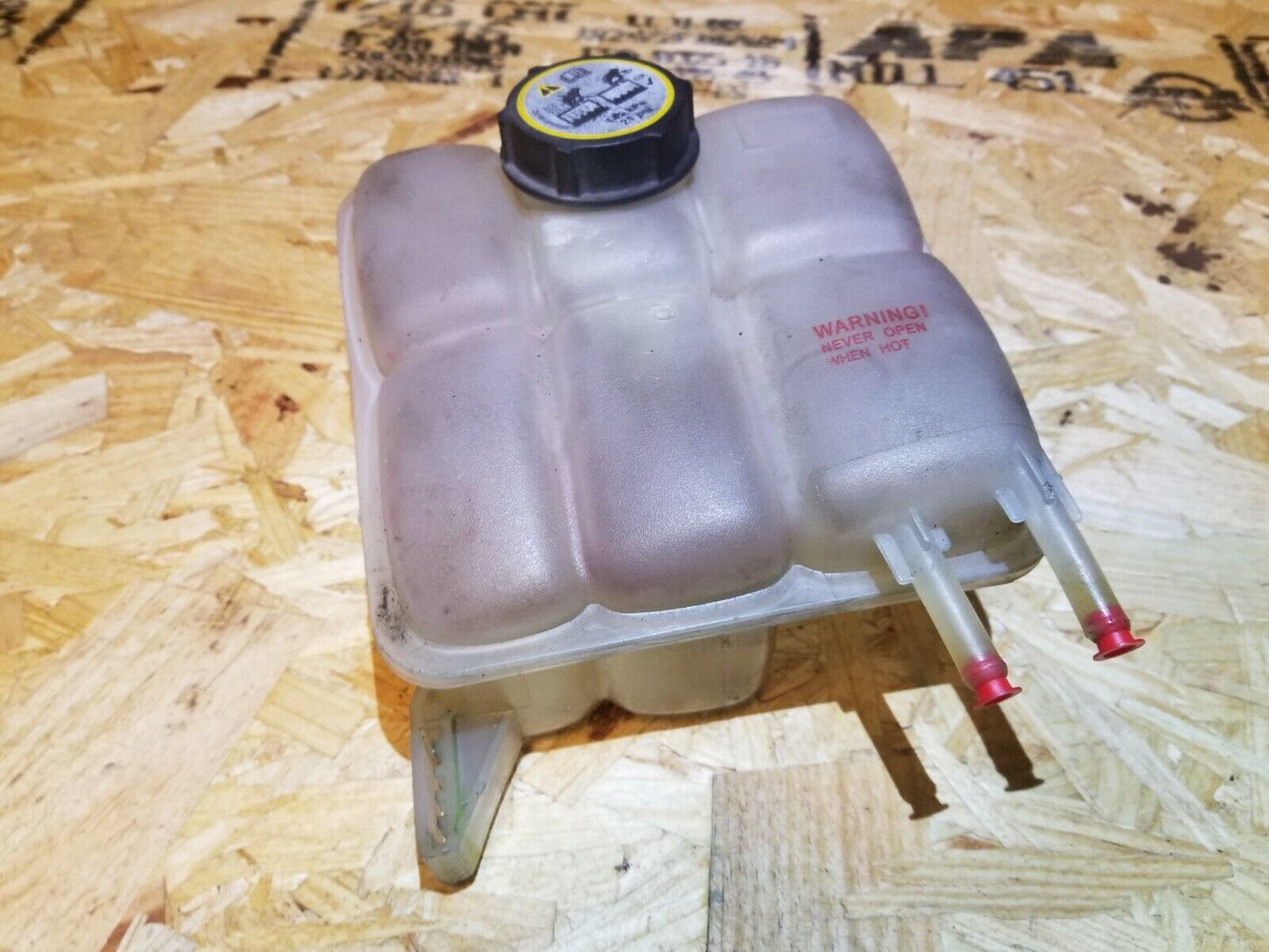 05 06 07 08 09 Volvo S40 2.4l Radiator Coolant Overflow Reservoir Tank OEM