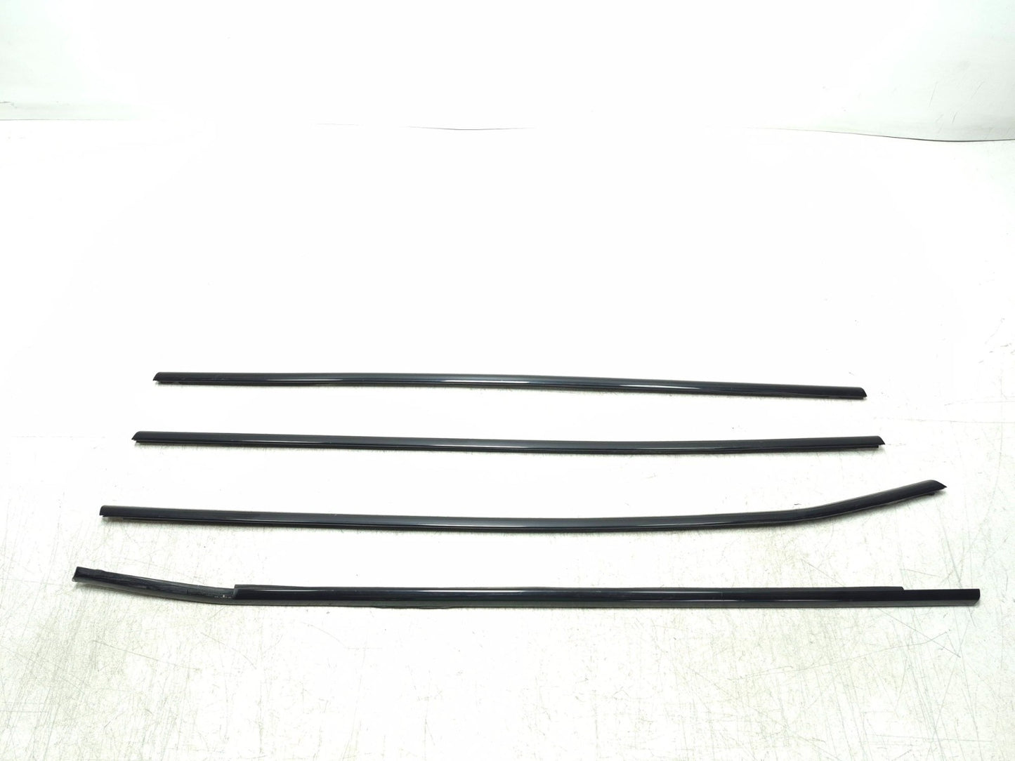2008 BMW X6 E71 Door Window Belt Strip Molding Front & Rear 4pcs OEM