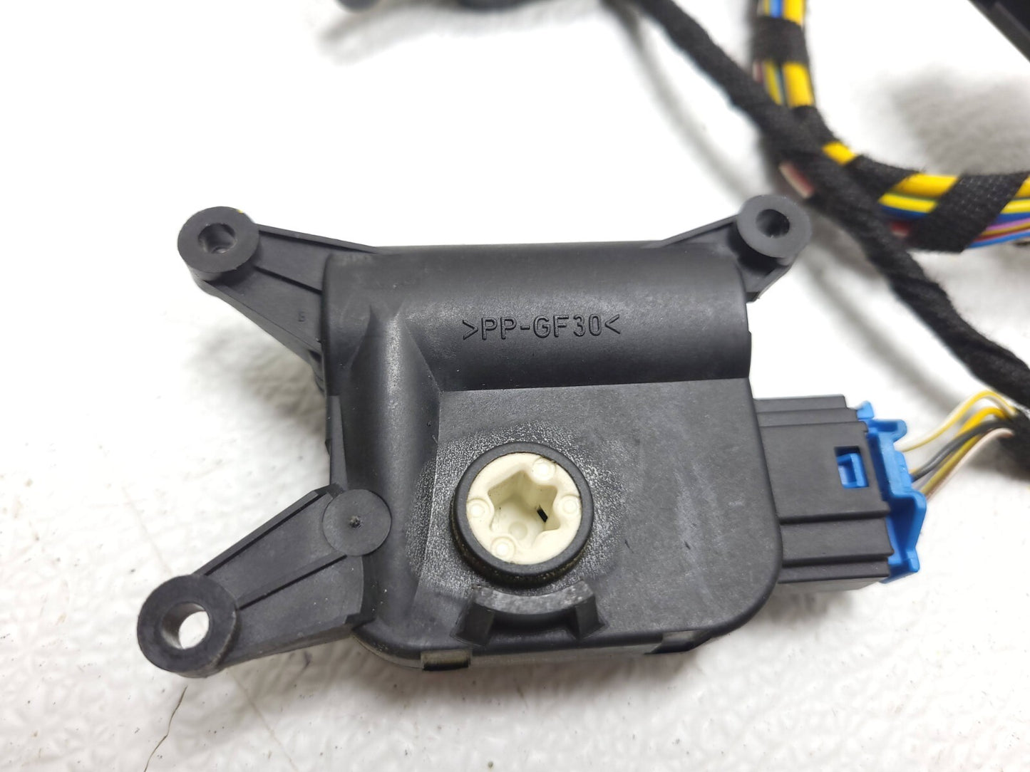 09 10 11 12 Volkswagen Cc HVAC A/c Heater Blend Door Actuator Flap Motor OEM
