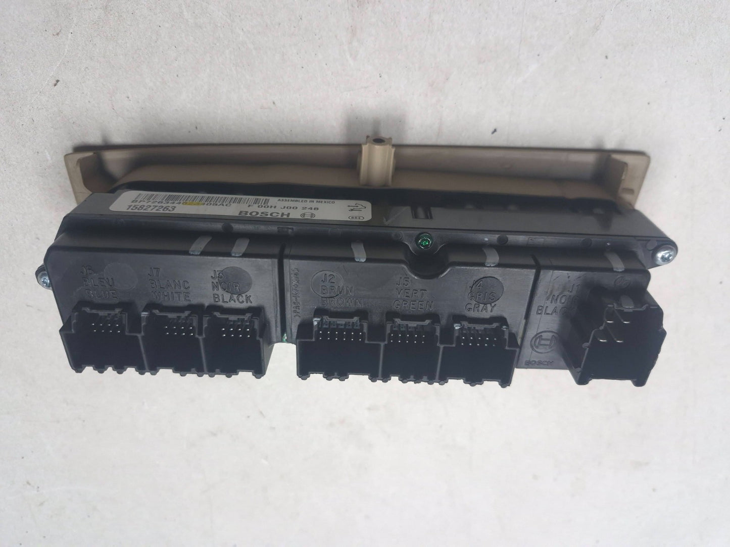 2007 Cadillac SRX Left Driver Master Power Window Switch 15827263 OEM