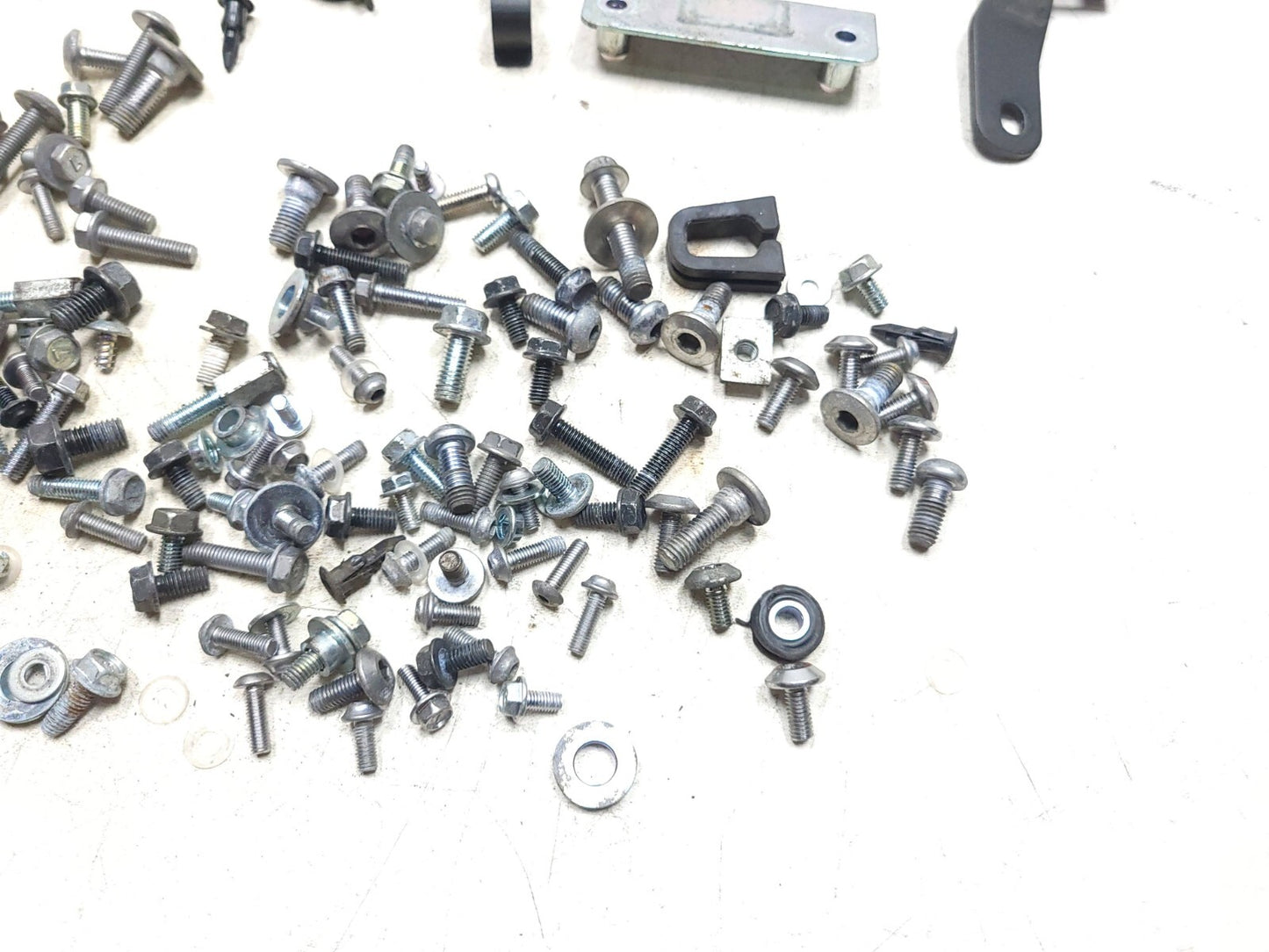 19 - 23 Kawasaki Z400 Er400 Misc Bolts Hardware Screws Brackets OEM