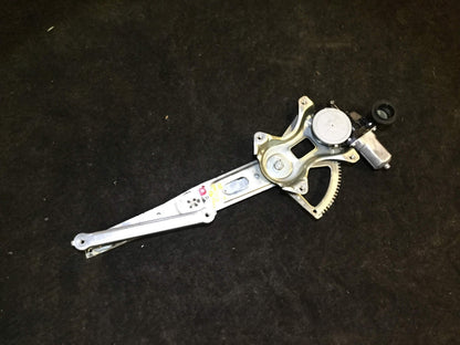 05 06 07 08 09 Toyota Prius Front Right Passenger  Window Regulator & Motor  OEM