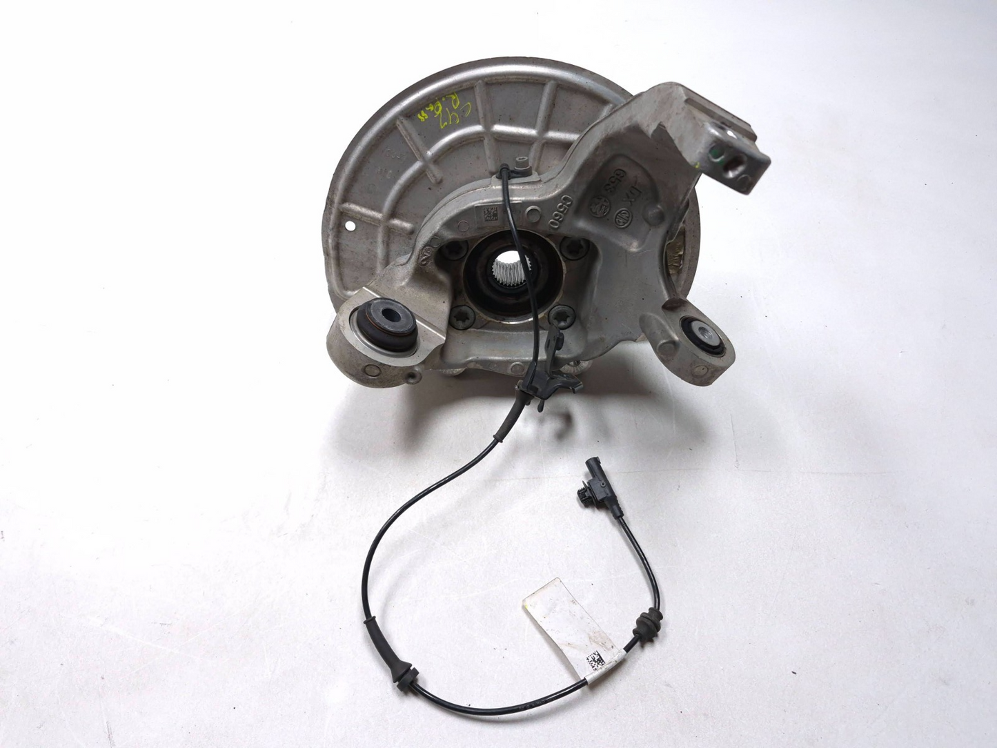 2024 Alfa Romeo Stelvio Wheel Spindle Knuckle Rear Passenger Side Right OEM