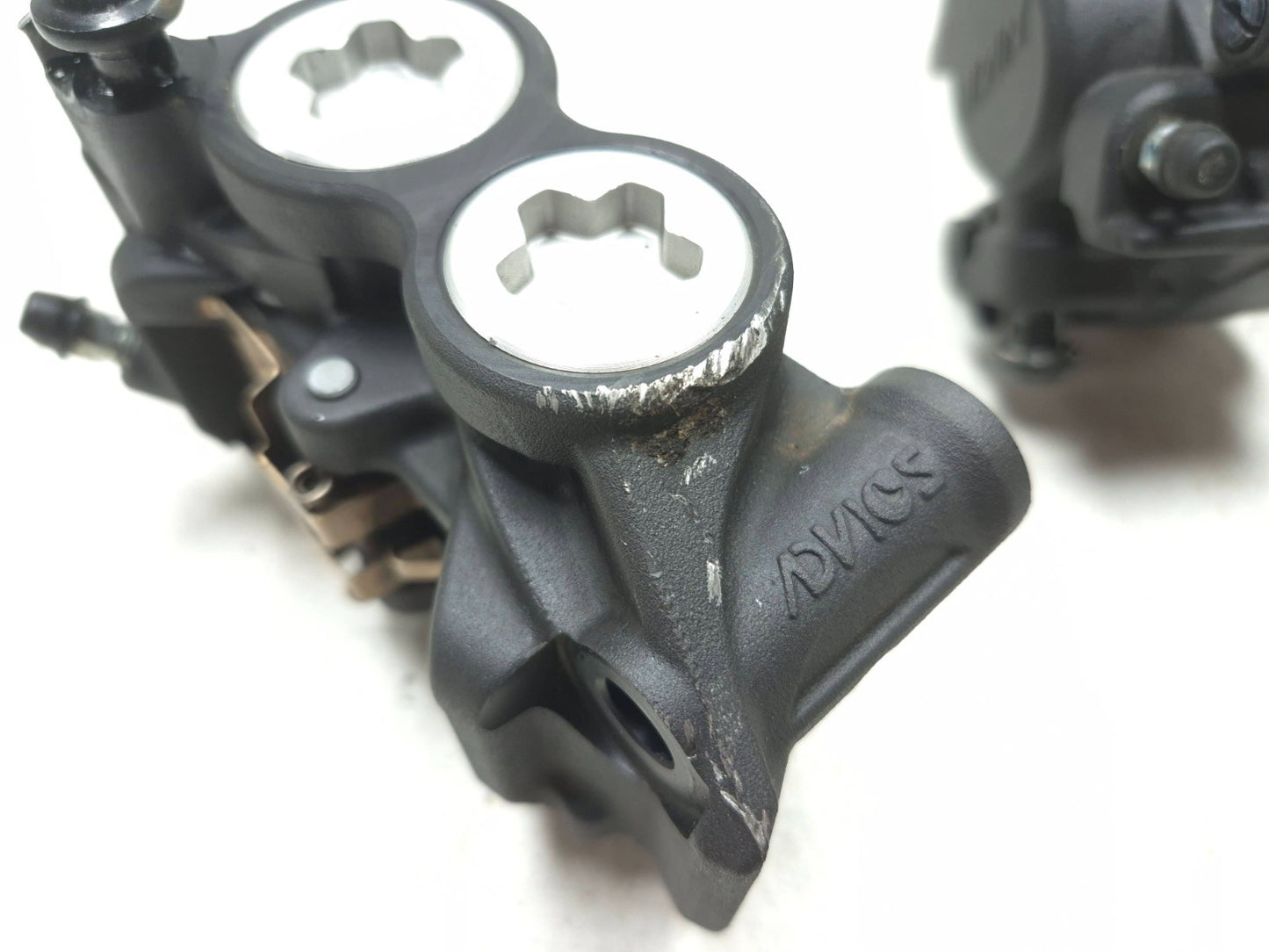 2025 Yamaha Xsr900 Brake Caliper Front & Rear Pair OEM