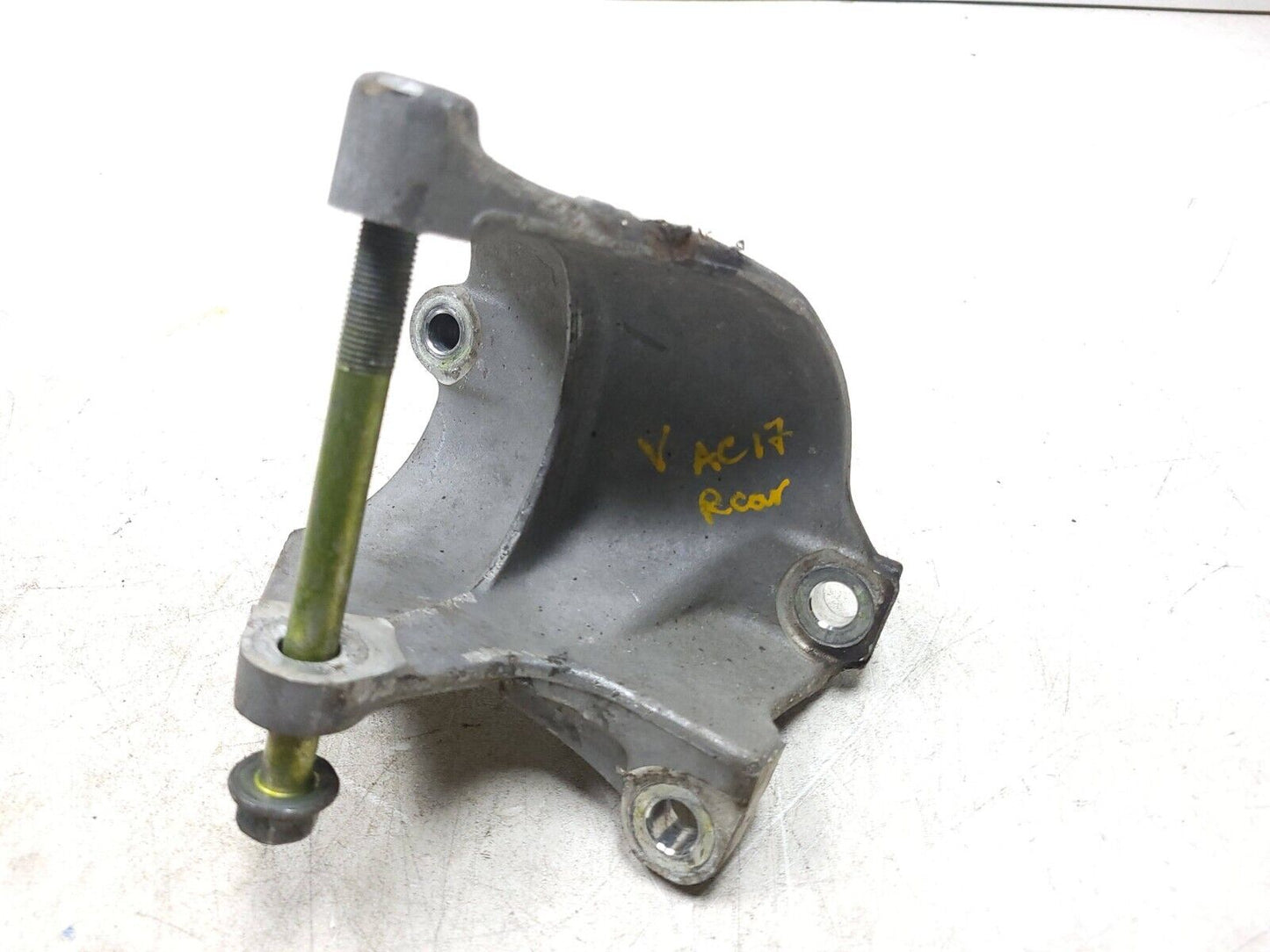 2013 - 2017 Honda Accord Engine Mount Bracket 2.4l OEM