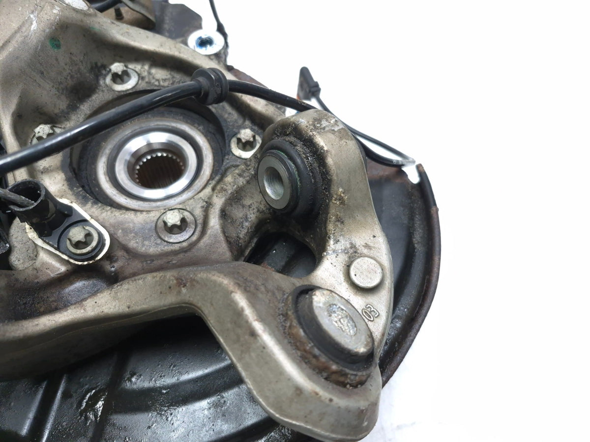 2012 Mercedes W212 E350 Rear Spindle Knuckle W/hub Right Passenger Side OEM