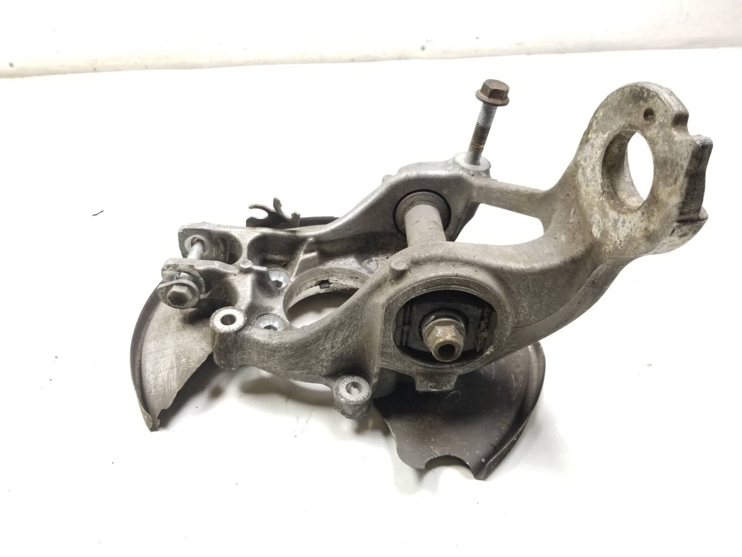 2010 Audi Q5 Rear Spindle Knuckle Wheel Hub Passenger Side Right OEM