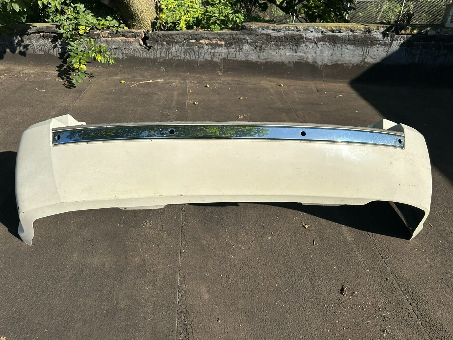 06 07 08 09 10 Jeep Grand Cherokee 5.7l Rear Bumper Cover OEM * Paint: Pw1 * ✅